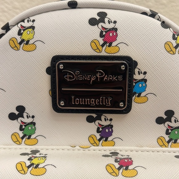 Disney Mickie Mouse Loungefly Backpack - Picture 2 of 6